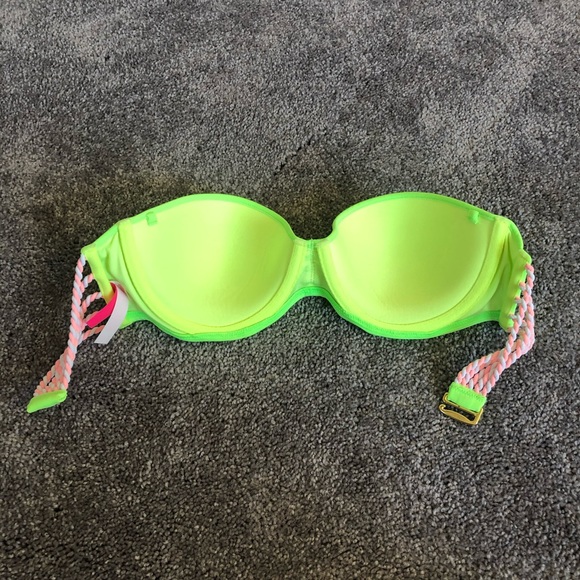 Victoria’s Secret Bikini Top size 32D. In great condition. - Picture 2 of 3